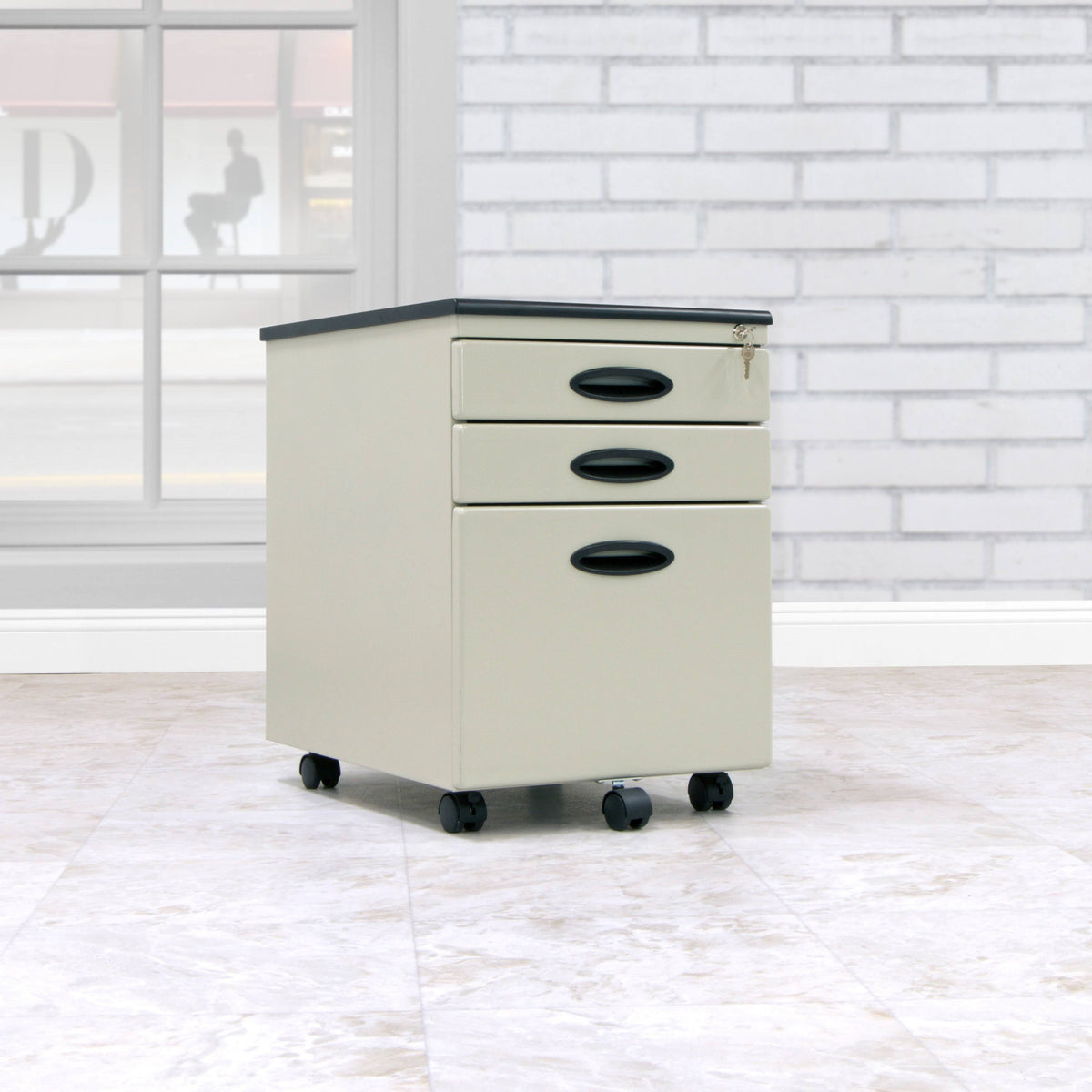 3 Drawer Metal Mobile File Cabinet in Silver Y6617