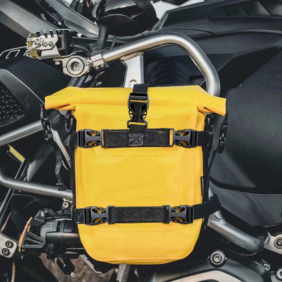8L Waterproof Motorcycle Frame Bag E6013