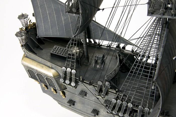 Black Pearl Ship 1:72 Scale Model Kit Z596917