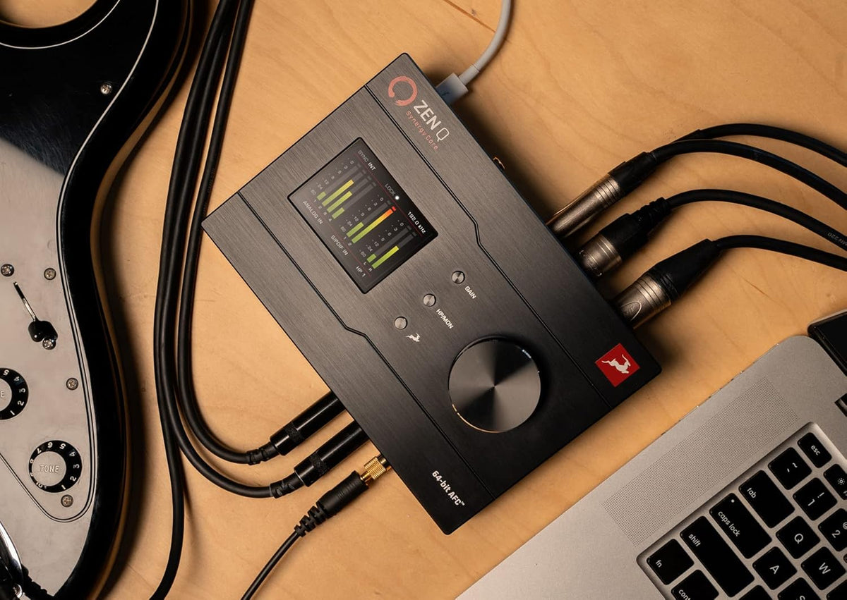 14x10 USB-C Audio Interface with Edge Solo Mic Z703