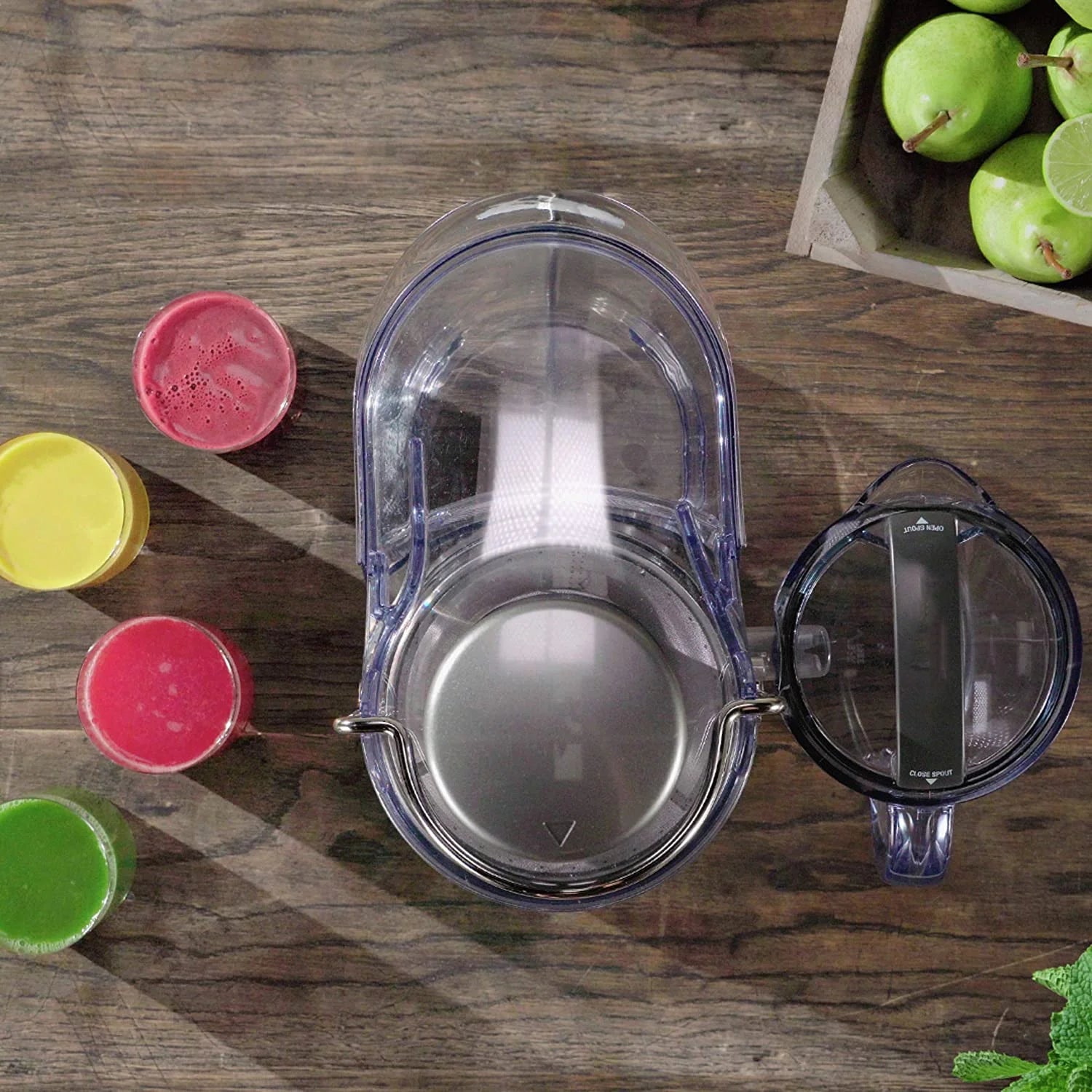 Brushed Stainless Steel Juicer L577327