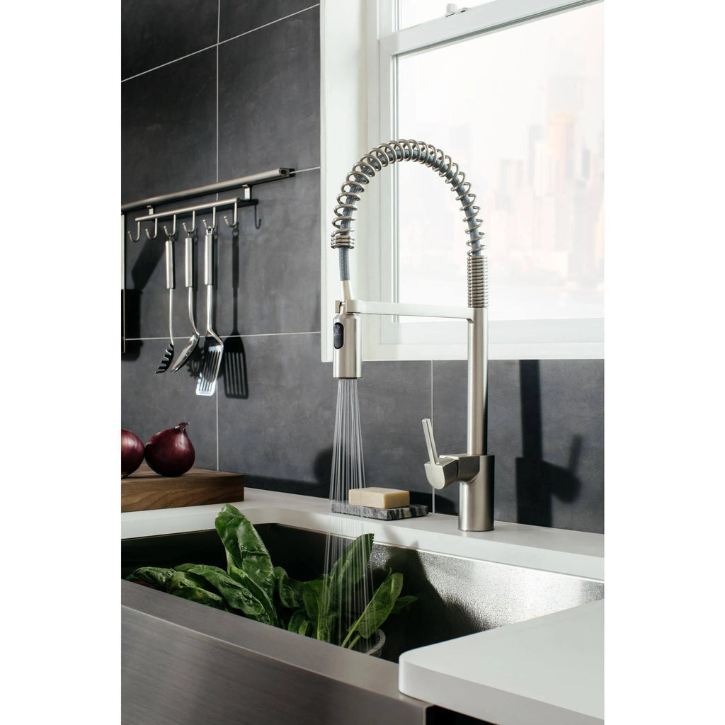 Black One-Handle Pulldown Kitchen Faucet T16554