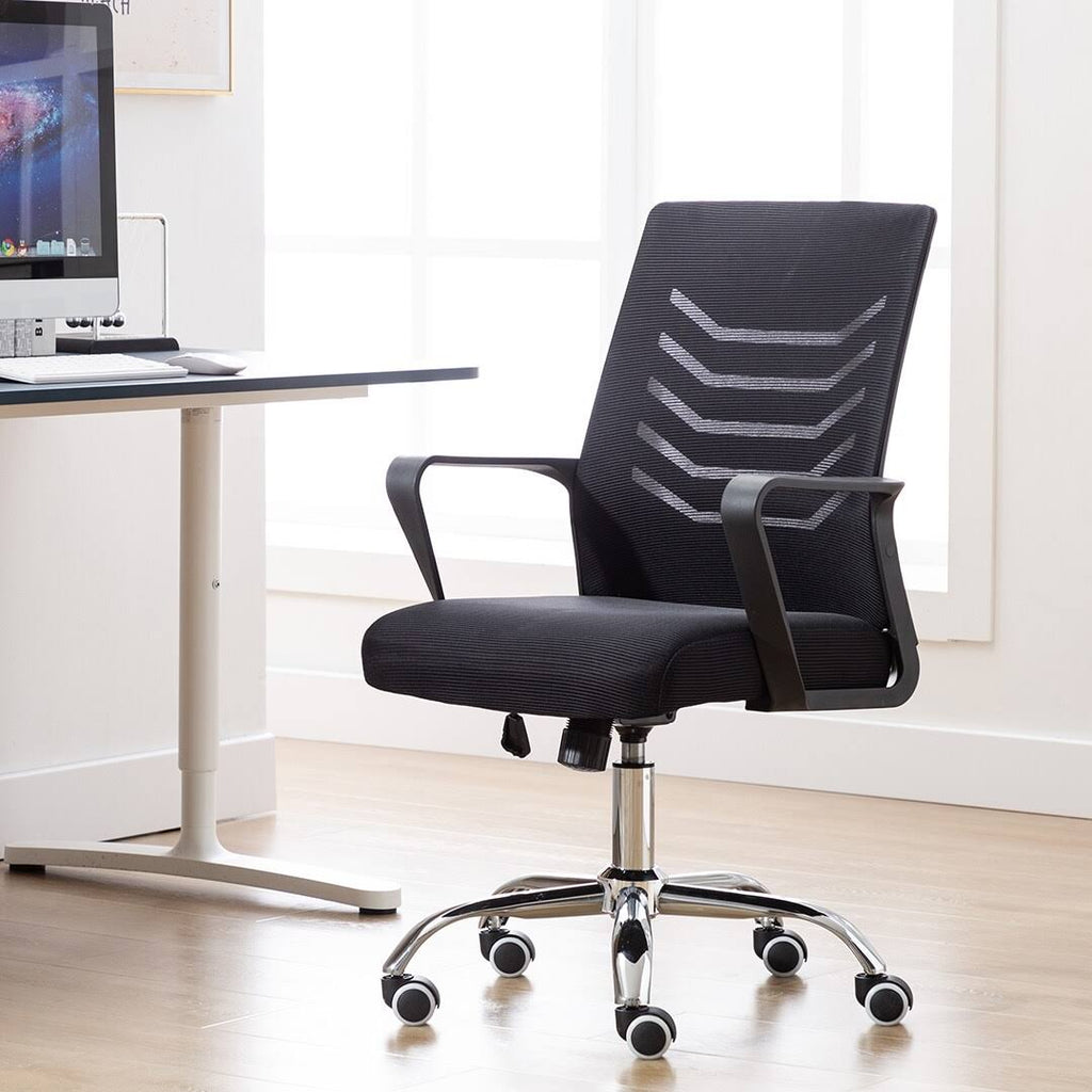 Adjustable Swivel Office Chair Black D238