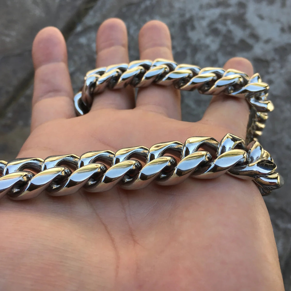 18MM Solid Stainless Steel Silver Cuban Chain Necklace 20" Q124