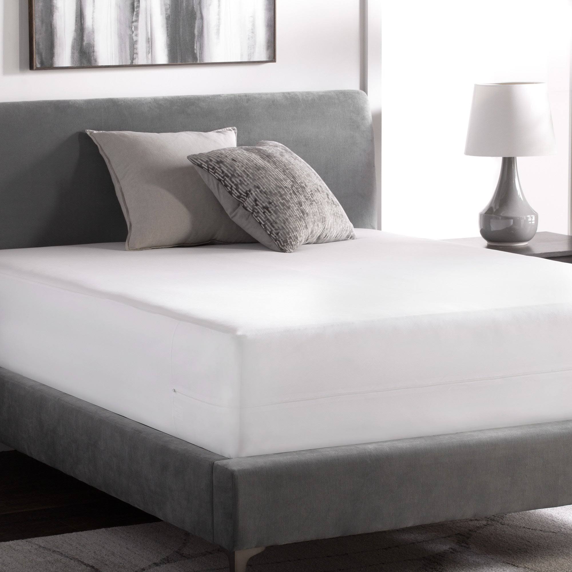 California King Mattress Protector H9685
