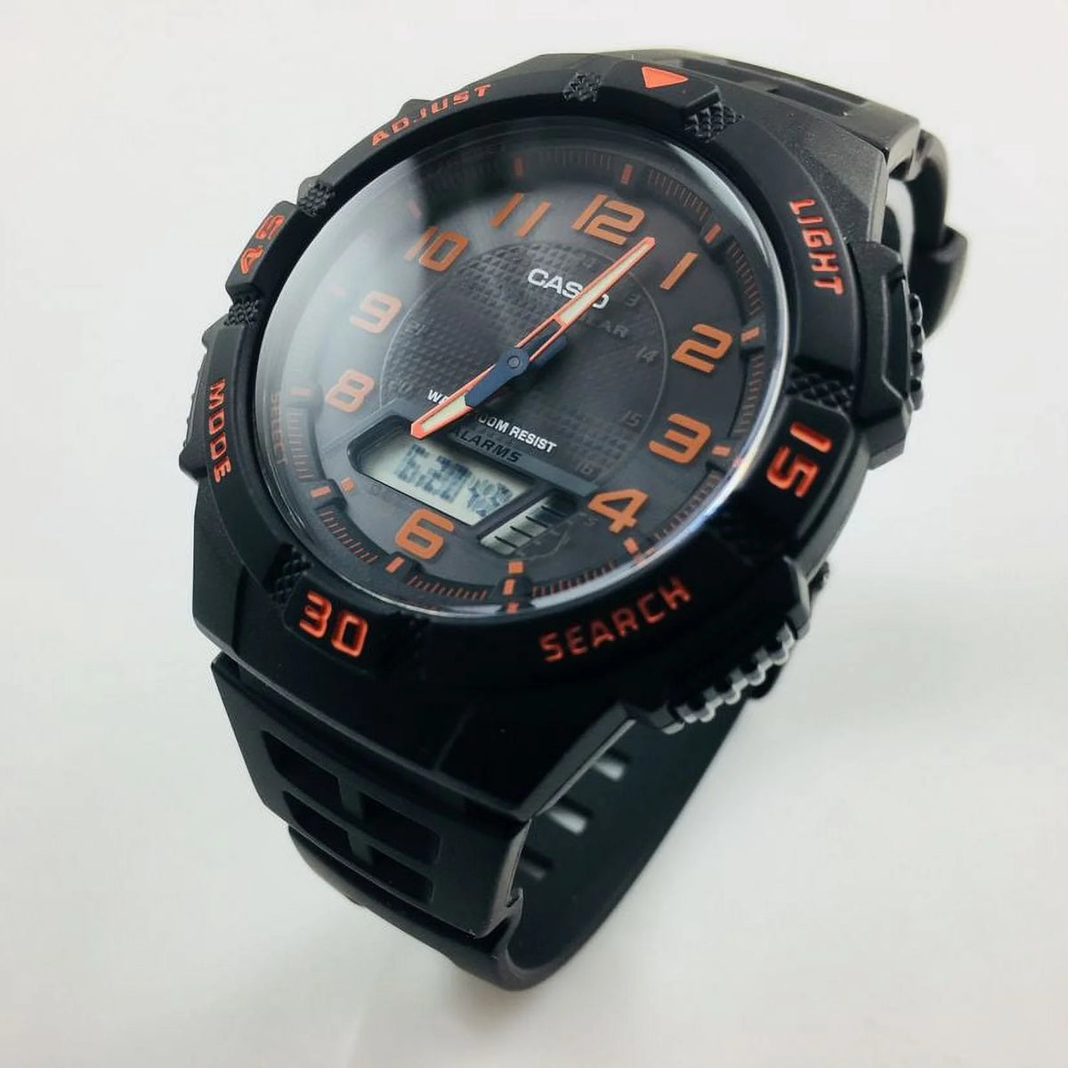 Solar-Powered Analog-Digital Watch G173059