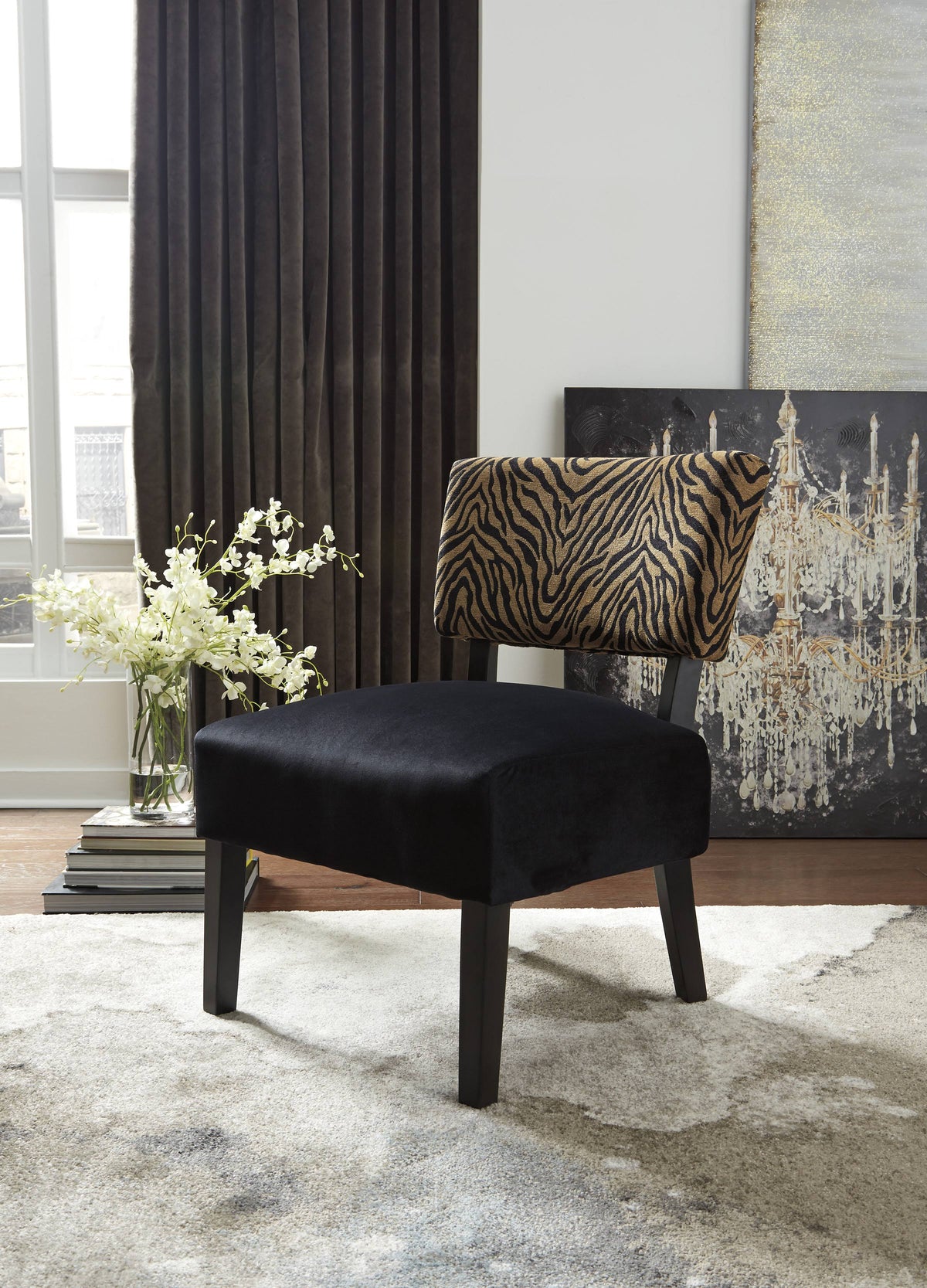 Gold Black Accent Chair Y448752