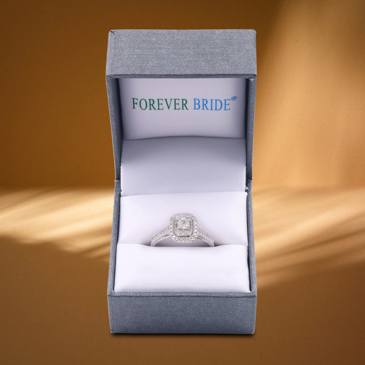 Emerald Halo Diamond 10 Kt White Gold Engagement Ring Y7555