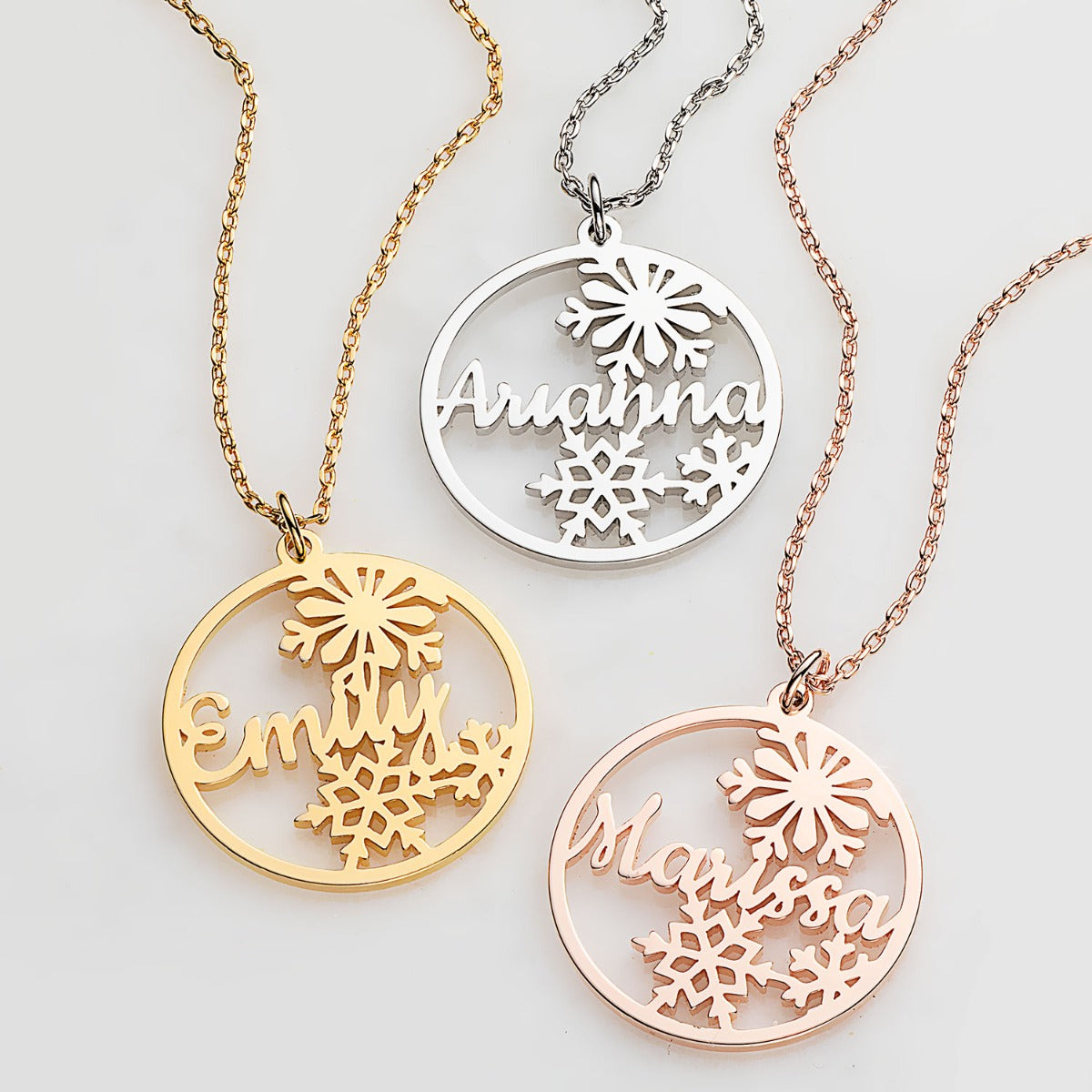 Snowflakes Name Disc Necklace Y2938